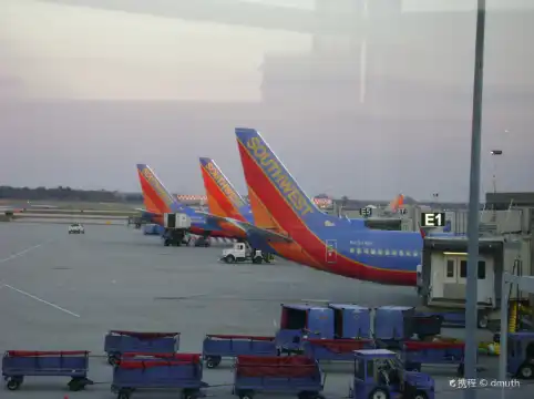 โรงแรมใกล้สนามบินฟิลาเดลเฟีย