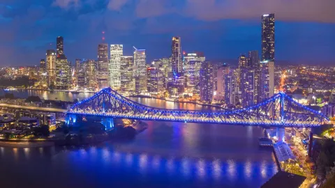 ブリスベン観光ガイド2025年：人気スポット、グルメ、ホテル、天気など