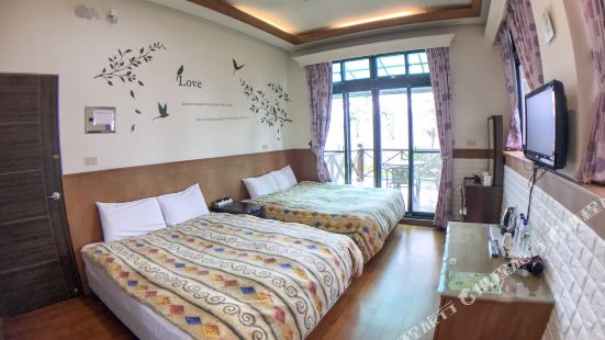 Green Garden View Bed and Breakfast Chingjing