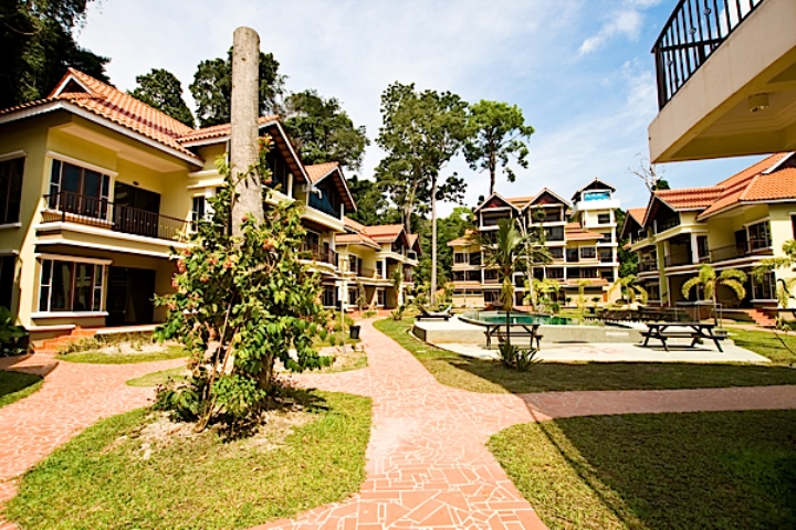 Beach teluk nipah Hotel near