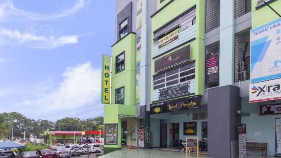 Serai Thai Restaurant Reviews Food Drinks In Selangor Shah Alam Trip Com