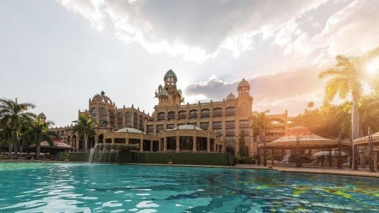 The Palace of The Lost City at Sun City Resort