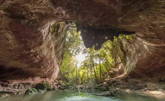 Hotels in Tourrettes